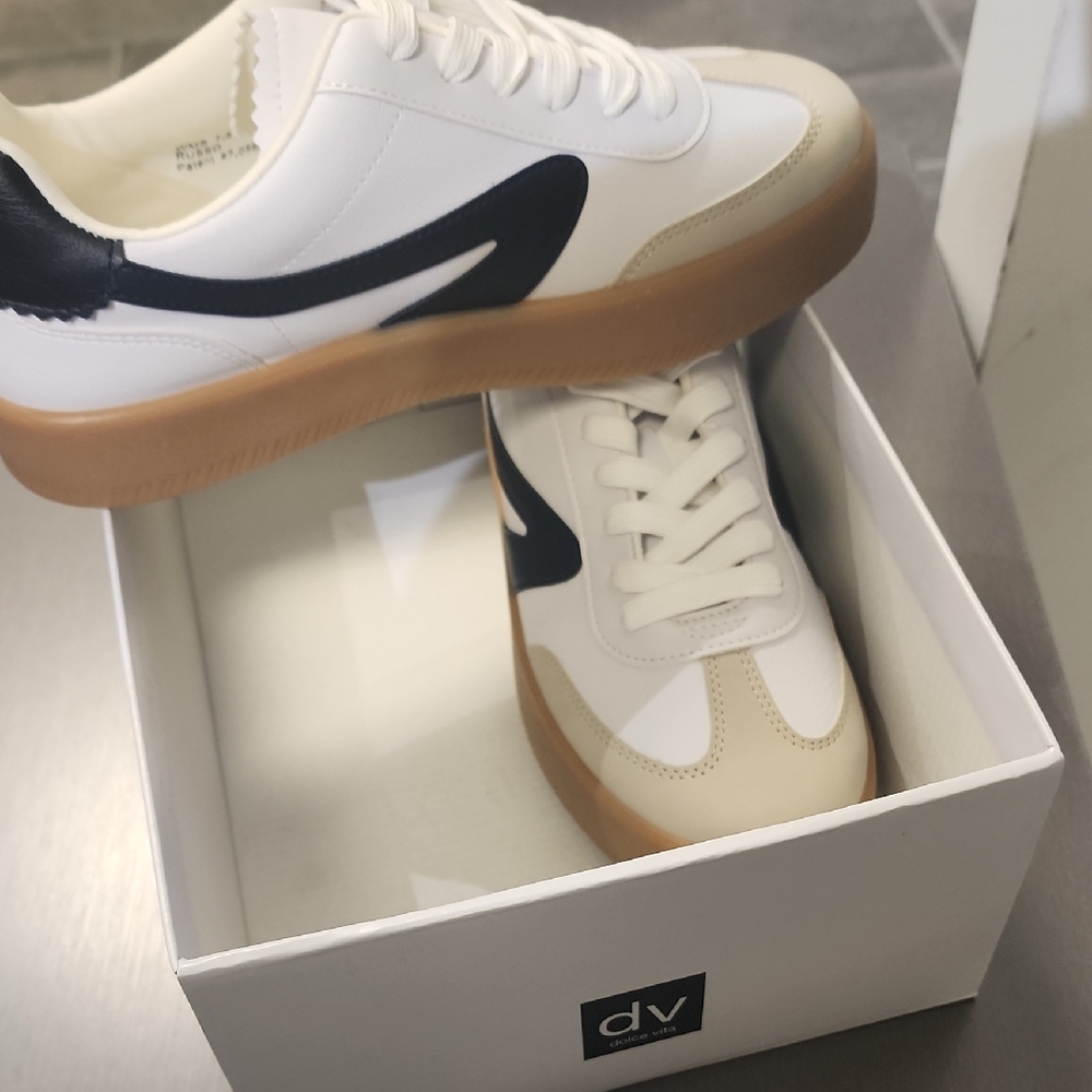 DV by Dolce Vita Black and White Sneakers Modern Athletic Style
